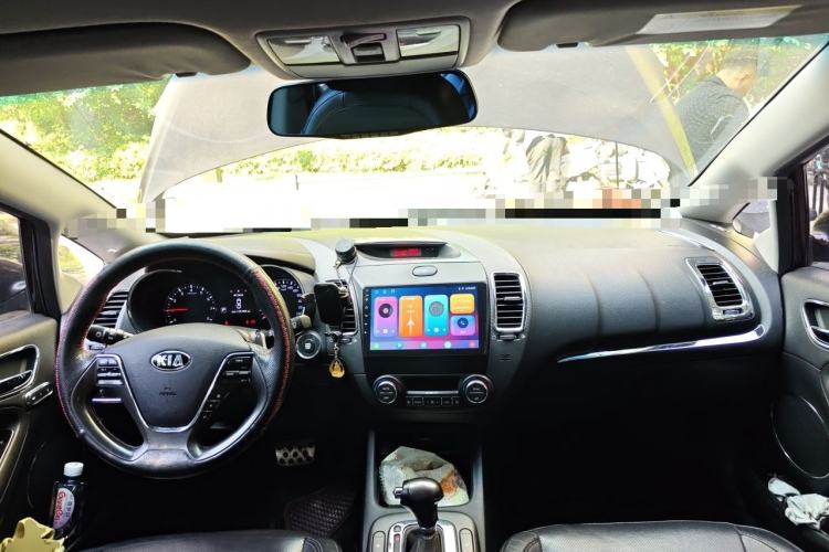 Used Kia K3S 2014 1.6L Automatic Premium Center Console