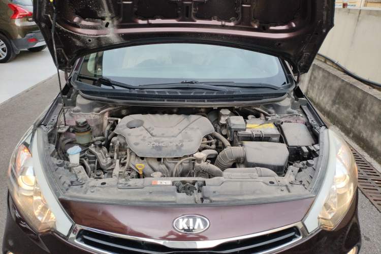 Used Kia K3S 2014 1.6L Automatic GL Engine Bay
