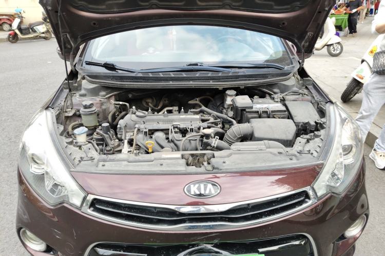 Used Kia K3S 2014 1.6L Automatic GLS Engine Bay