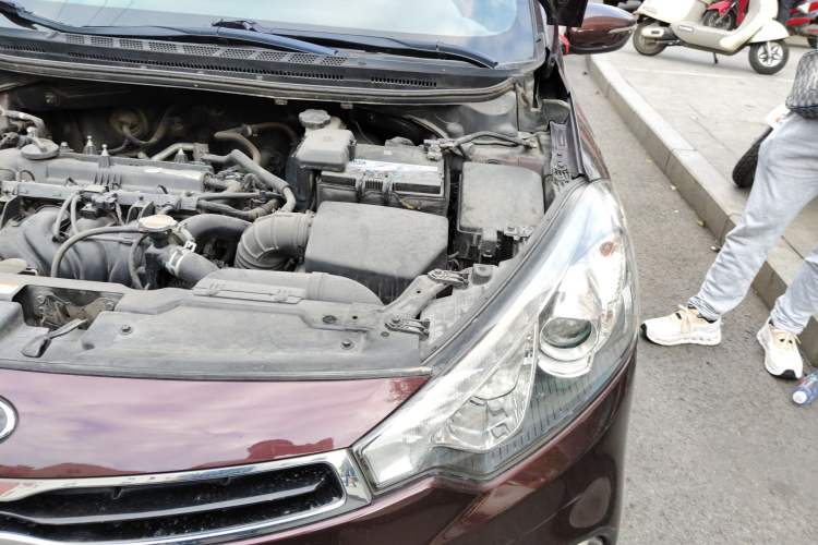 Used Kia K3S 2014 1.6L Automatic GLS Engine Bay Left