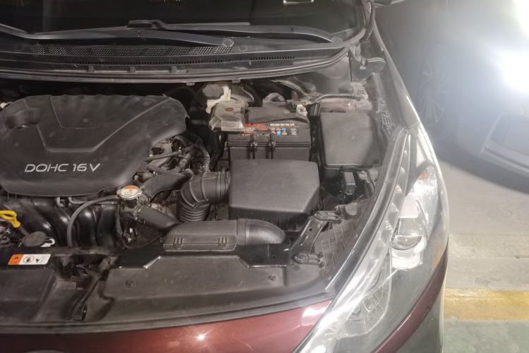 Used Kia K3S 2014 1.6L Automatic GLS Engine Bay Left