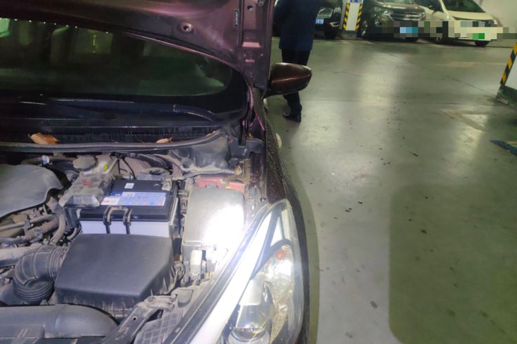Used Kia K3S 2014 1.6L Automatic GL Engine Bay Left