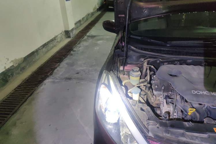 Used Kia K3S 2014 1.6L Automatic GL Engine Bay Right