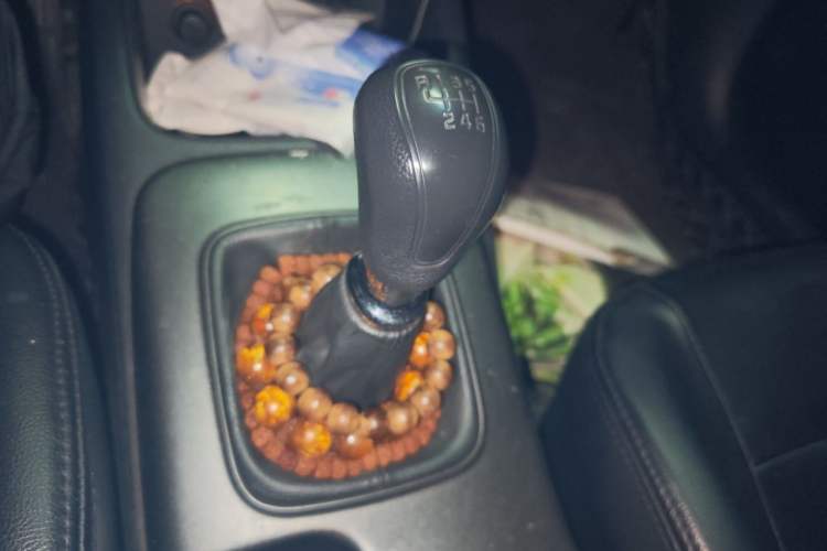 Used Kia K3S 2014 1.6L Manual GL Gear Lever