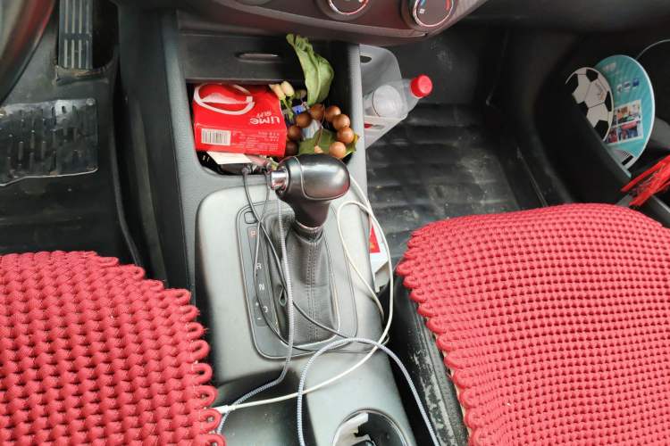 Used Kia K3S 2014 1.6L Automatic GLS Gear Lever