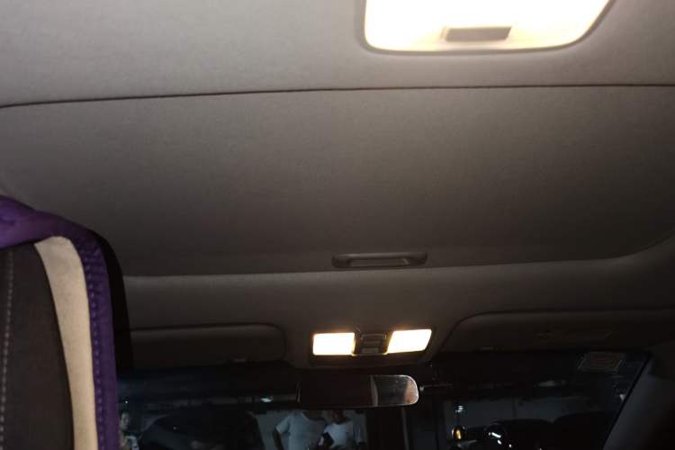 Used Kia K3S 2014 1.6L Automatic GLS Headliner