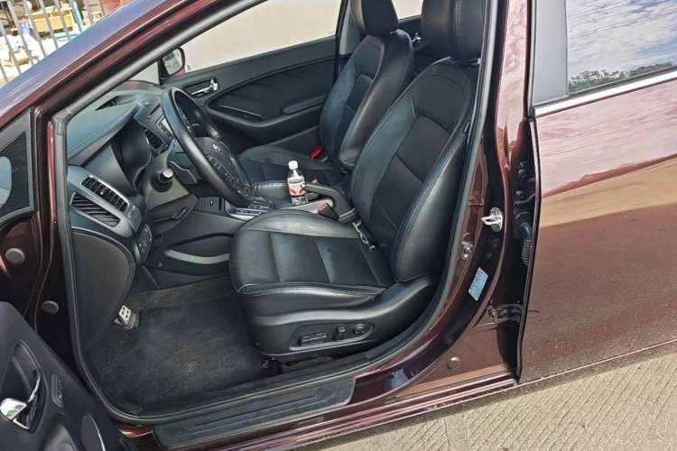 Used Kia K3S 2014 1.6L Automatic Premium Left Front Seat