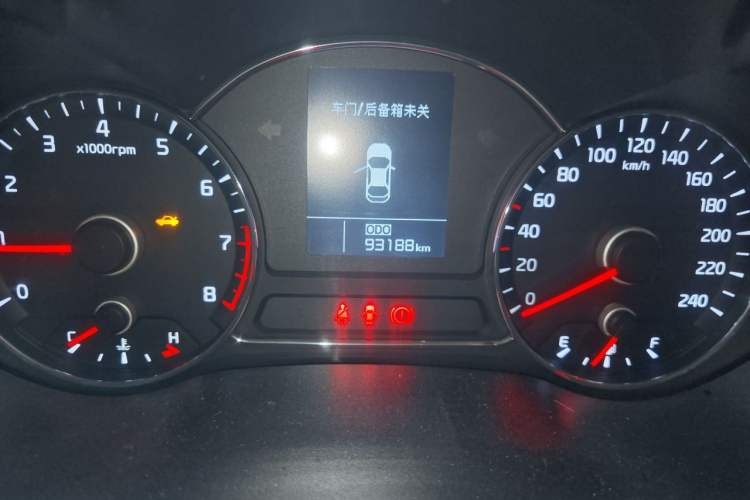 Used Kia K3S 2014 1.6L Manual GL Odometer Close Up