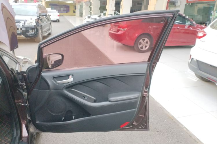 Used Kia K3S 2014 1.6L Automatic GL Right Front Door Interior