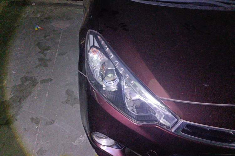 Used Kia K3S 2014 1.6L Manual GLS Right Front Headlight