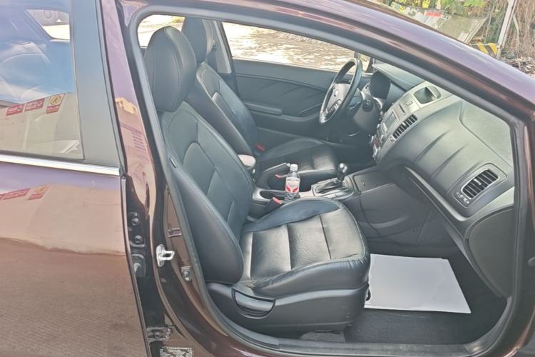 Used Kia K3S 2014 1.6L Automatic Premium Right Front Seat