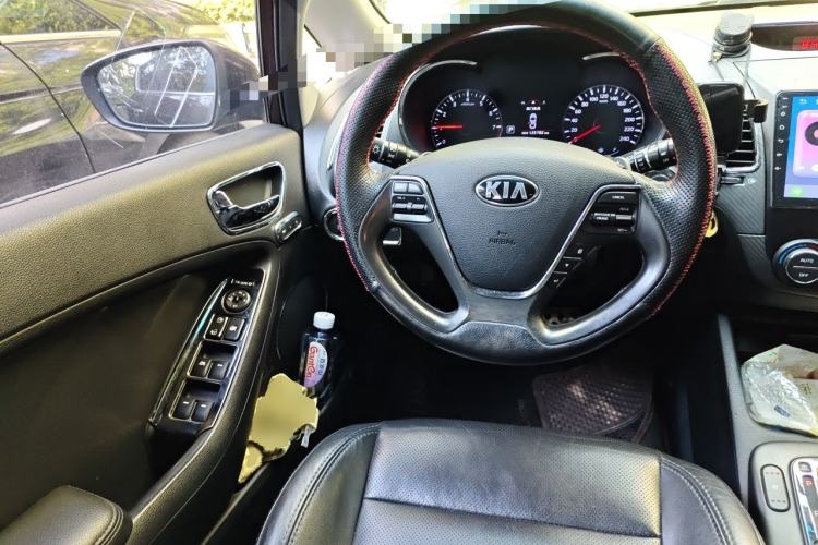 Used Kia K3S 2014 1.6L Automatic Premium Steering Wheel