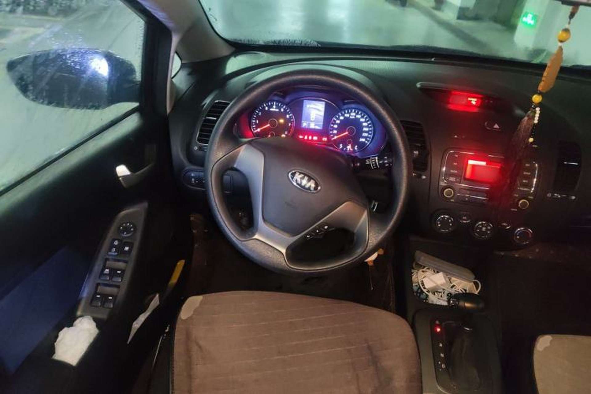 Used Kia K3S 2014 1.6L Automatic GL Steering Wheel