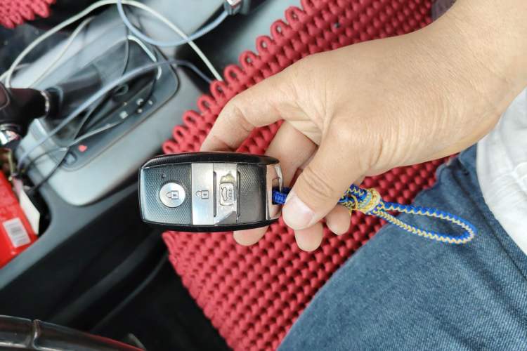 Used Kia K3S 2014 1.6L Automatic GLS Vehicle Key