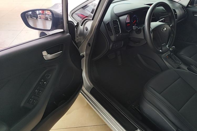 Used Kia K3S 2014 1.6L Automatic GL Driver Seat