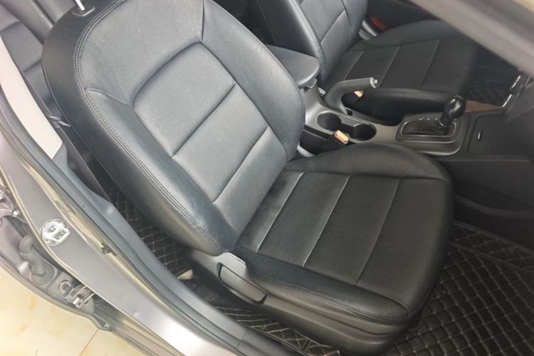 Used Kia K3S 2014 1.6L Automatic GLS Right Front Seat