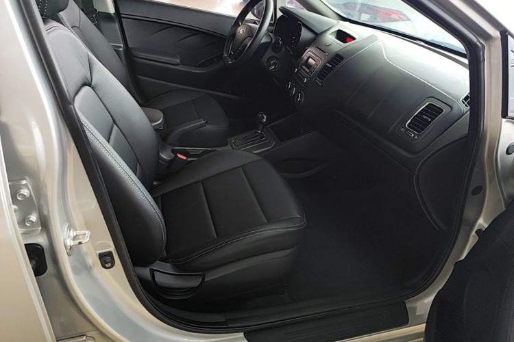 Used Kia K3S 2014 1.6L Automatic GL Right Front Seat