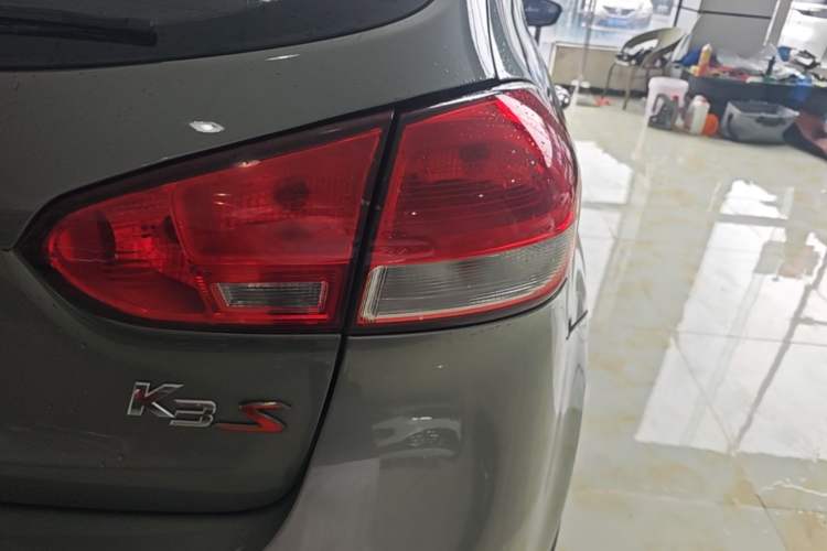 Used Kia K3S 2014 1.6L Automatic GLS Right Rear Taillight