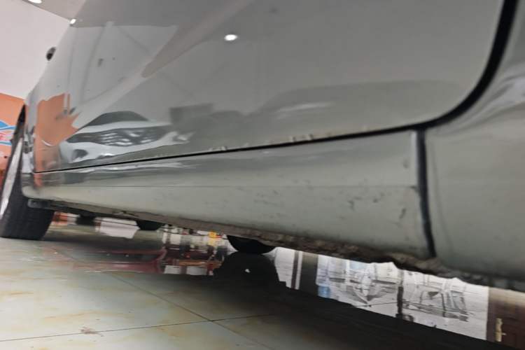 Used Kia K3S 2014 1.6L Automatic GLS Right Side Sill