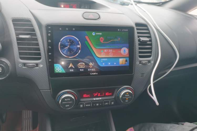 Used Kia K3S 2014 1.6L Automatic DLX Audio And AC Panel