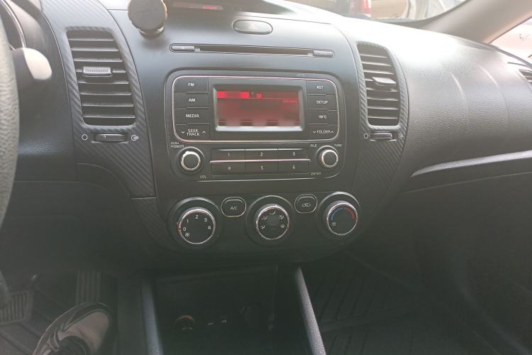 Used Kia K3S 2014 1.6L Automatic GL Audio And AC Panel