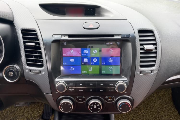 Used Kia K3S 2014 1.6L Automatic GLS Audio And AC Panel