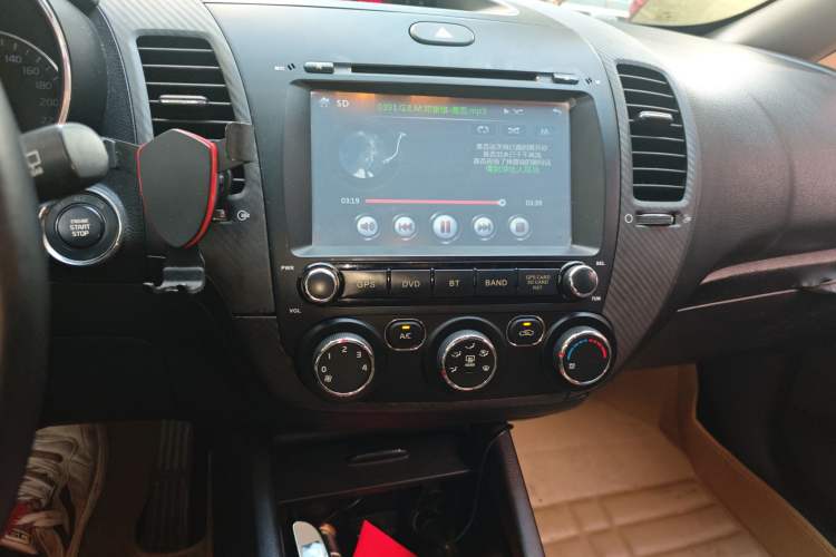 Used Kia K3S 2014 1.6L Automatic GLS Audio And AC Panel