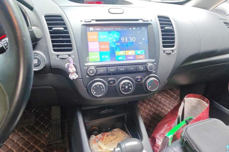 Used Kia K3S 2014 1.6L Automatic GLS Audio And AC Panel