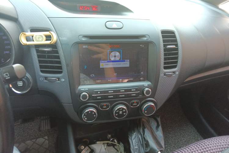 Used Kia K3S 2014 1.6L Automatic GLS Audio And AC Panel