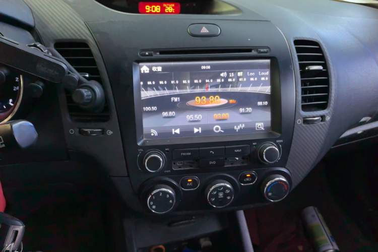 Used Kia K3S 2014 1.6L Manual GLS Audio And AC Panel
