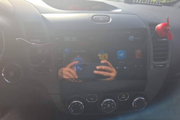 Used Kia K3S 2014 1.6L Automatic GLS Audio And AC Panel
