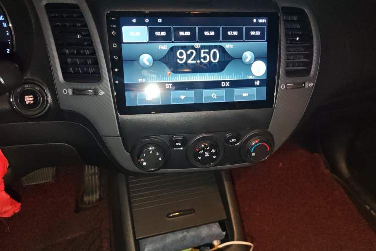 Used Kia K3S 2014 1.6L Automatic GLS Audio And AC Panel