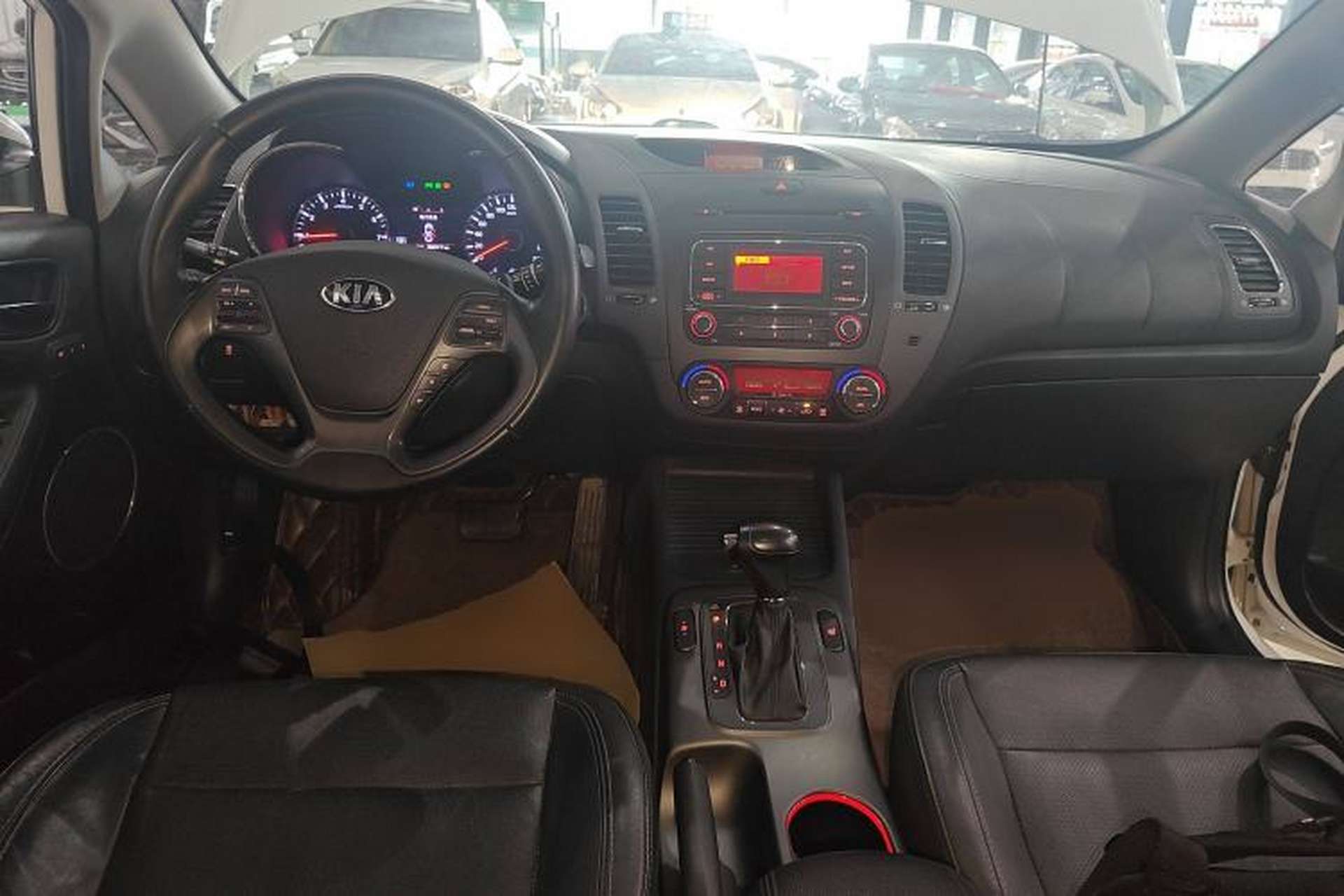 Used Kia K3S 2014 1.6L Automatic Premium Center Console