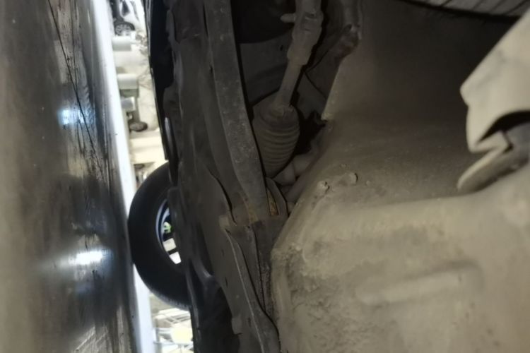 Used Kia K3S 2014 1.6L Automatic DLX Chassis Front Left