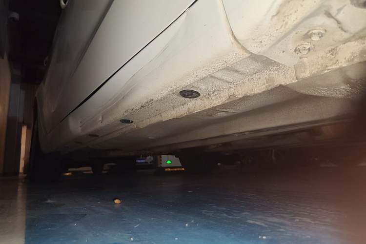 Used Kia K3S 2014 1.6L Automatic DLX Chassis Front Right