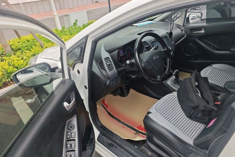Used Kia K3S 2014 1.6L Automatic GLS Driver Seat