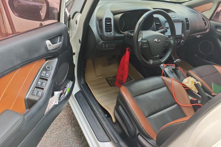 Used Kia K3S 2014 1.6L Automatic GLS Driver Seat
