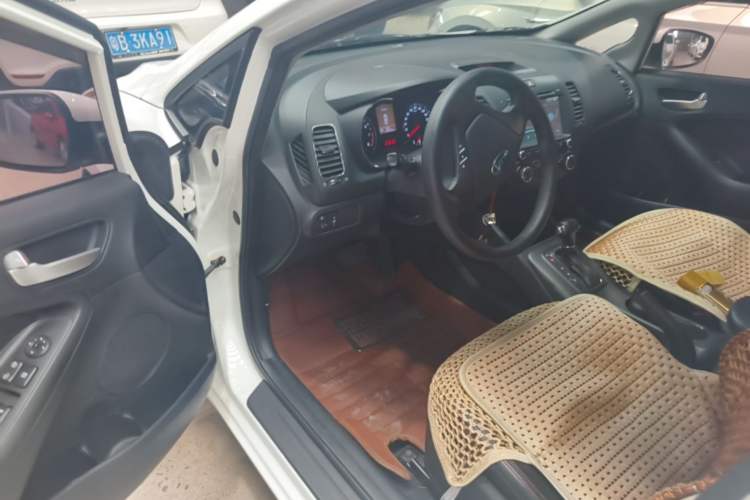 Used Kia K3S 2014 1.6L Automatic GL Driver Seat