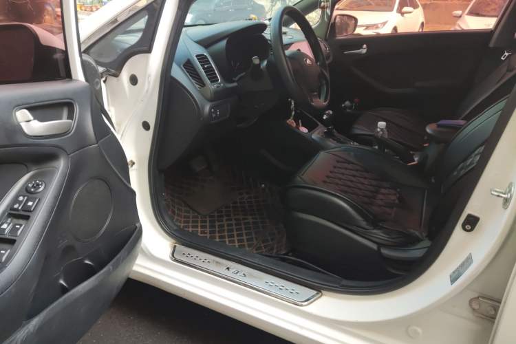 Used Kia K3S 2014 1.6L Automatic GL Driver Seat