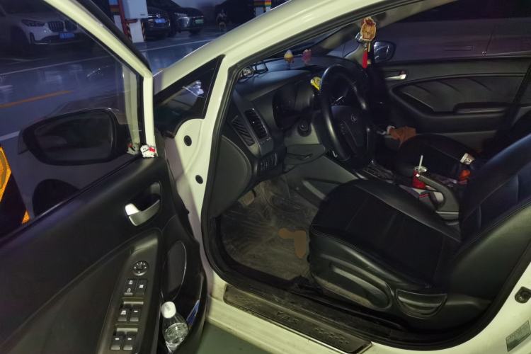 Used Kia K3S 2014 1.6L Automatic GLS Driver Seat