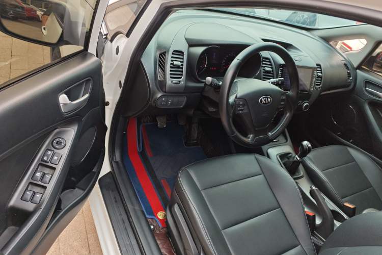 Used Kia K3S 2014 1.6L Manual GLS Driver Seat