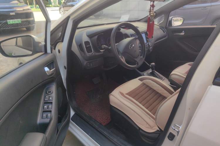 Used Kia K3S 2014 1.6L Automatic GL Driver Seat
