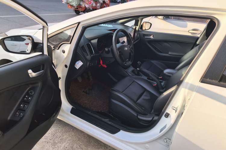 Used Kia K3S 2014 1.6L Manual GL Driver Seat