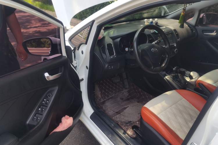 Used Kia K3S 2014 1.6L Automatic GL Driver Seat