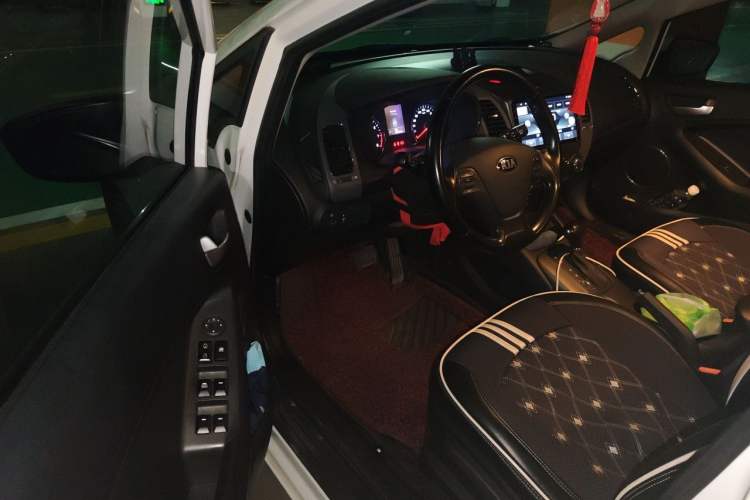 Used Kia K3S 2014 1.6L Automatic GLS Driver Seat