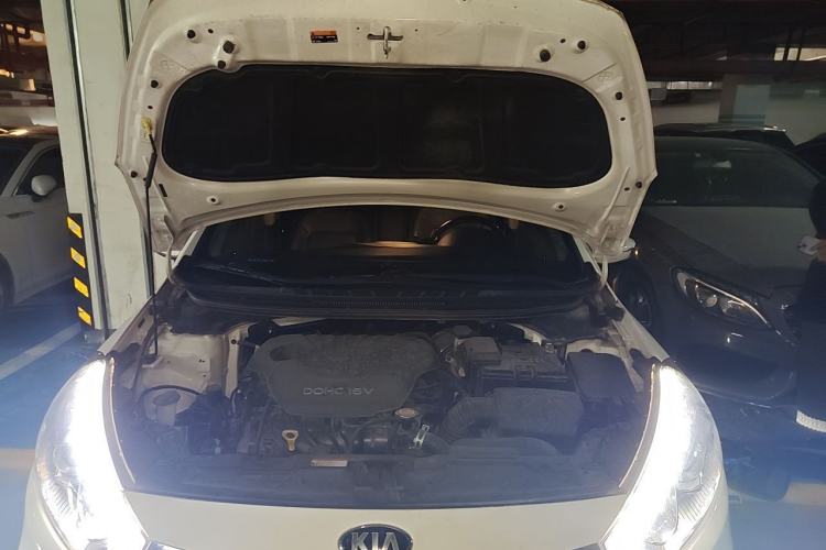 Used Kia K3S 2014 1.6L Automatic DLX Engine Bay