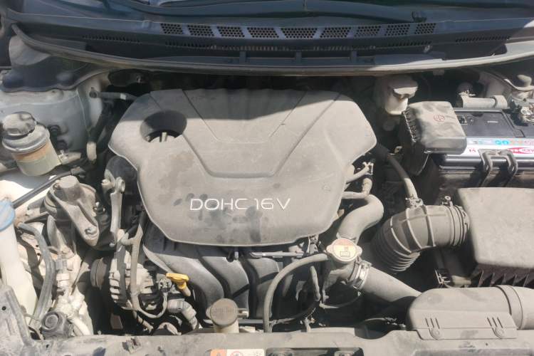 Used Kia K3S 2014 1.6L Automatic GLS Engine Bay