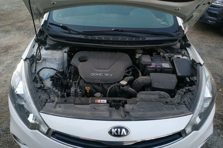 Used Kia K3S 2014 1.6L Automatic DLX Engine Bay