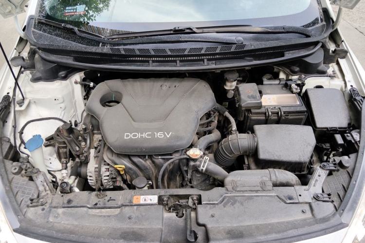 Used Kia K3S 2014 1.6L Automatic DLX Engine Bay