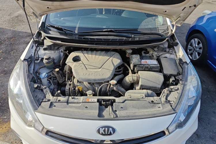 Used Kia K3S 2014 1.6L Manual GLS Engine Bay